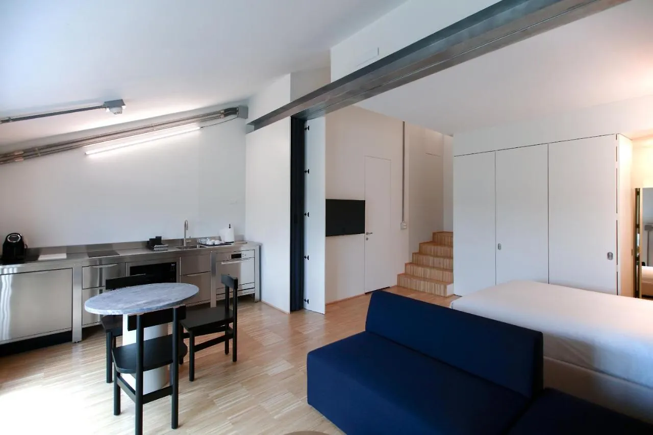 Basicvillage Milano 0*,