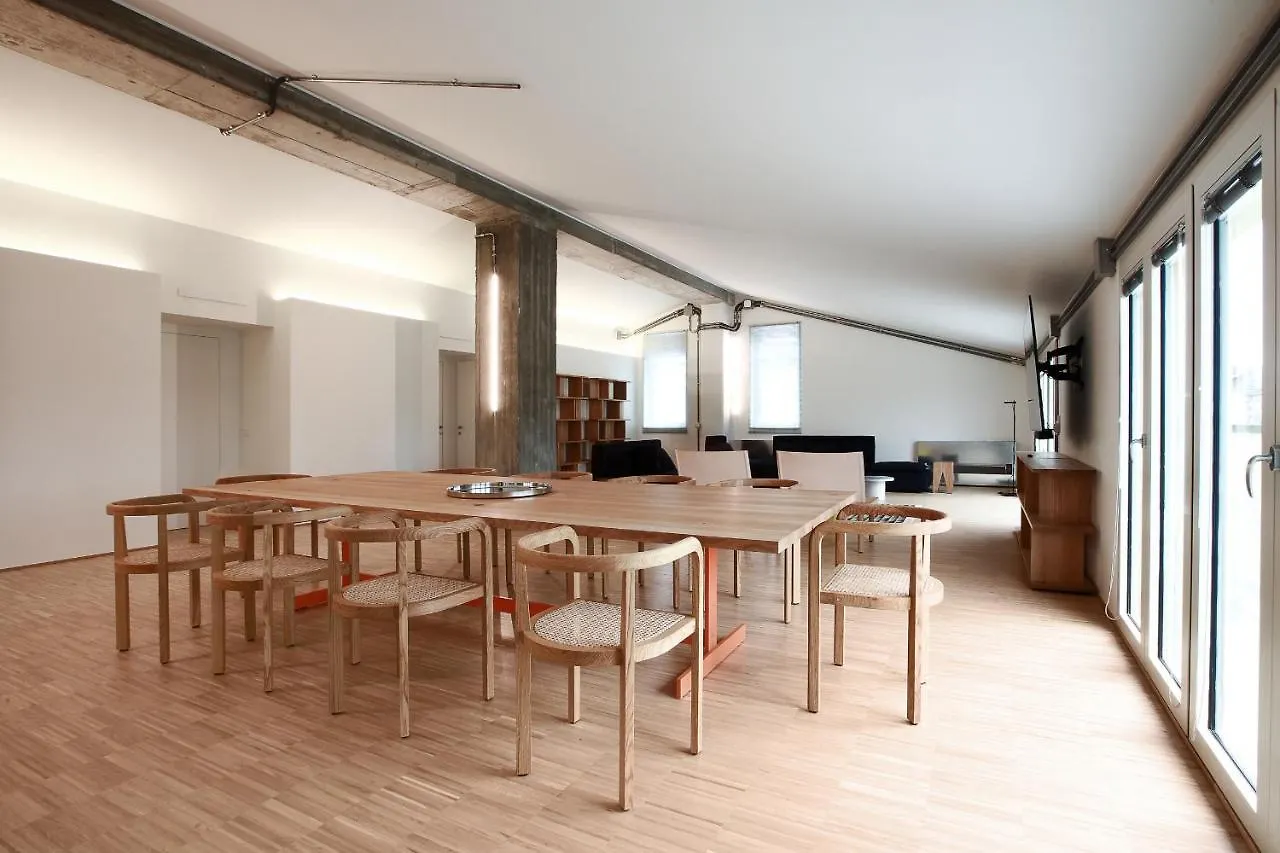Basicvillage Milano 0*,  Italia