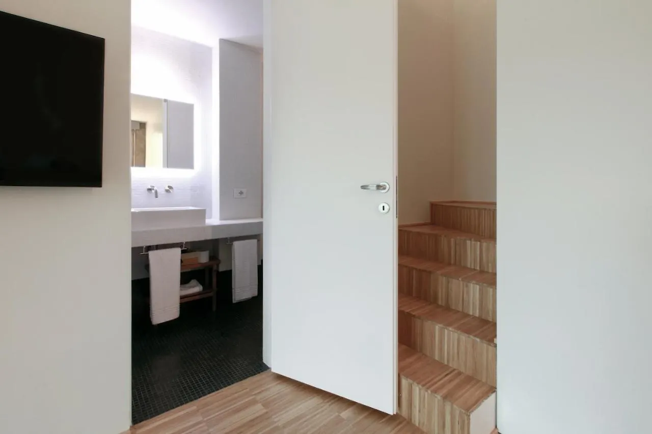 Basicvillage Milano 0*,
