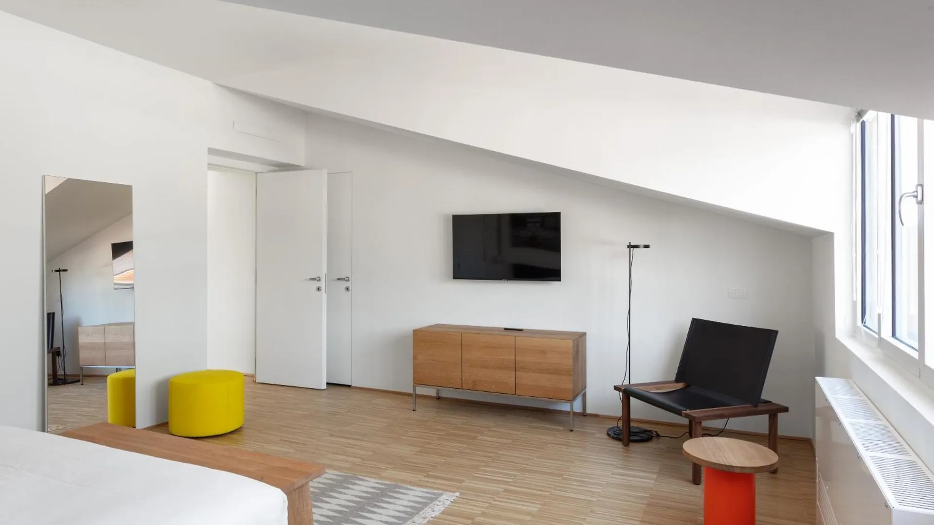 Basicvillage Milano 0*,